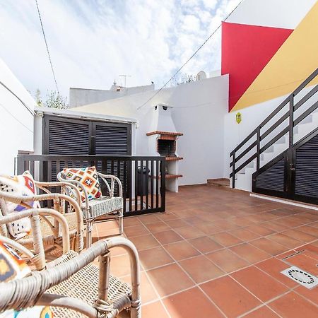 J - Casa Do Farol Guesthouse 라고스 외부 사진