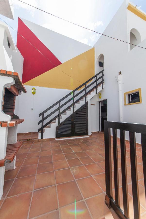 J - Casa Do Farol Guesthouse 라고스 외부 사진