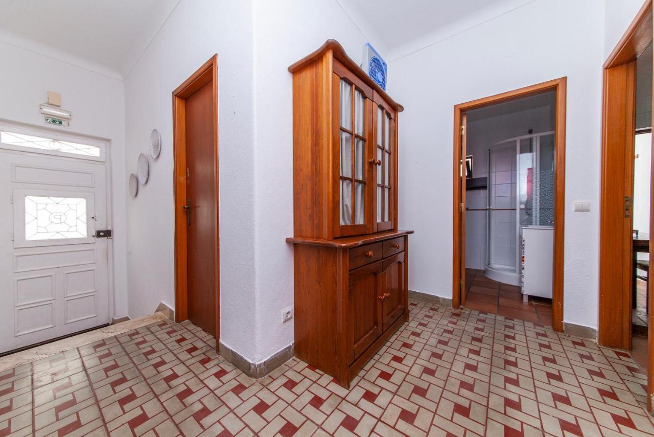 J - Casa Do Farol Guesthouse 라고스 외부 사진