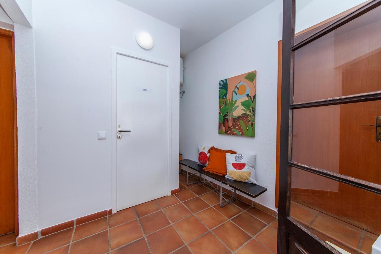 J - Casa Do Farol Guesthouse 라고스 외부 사진