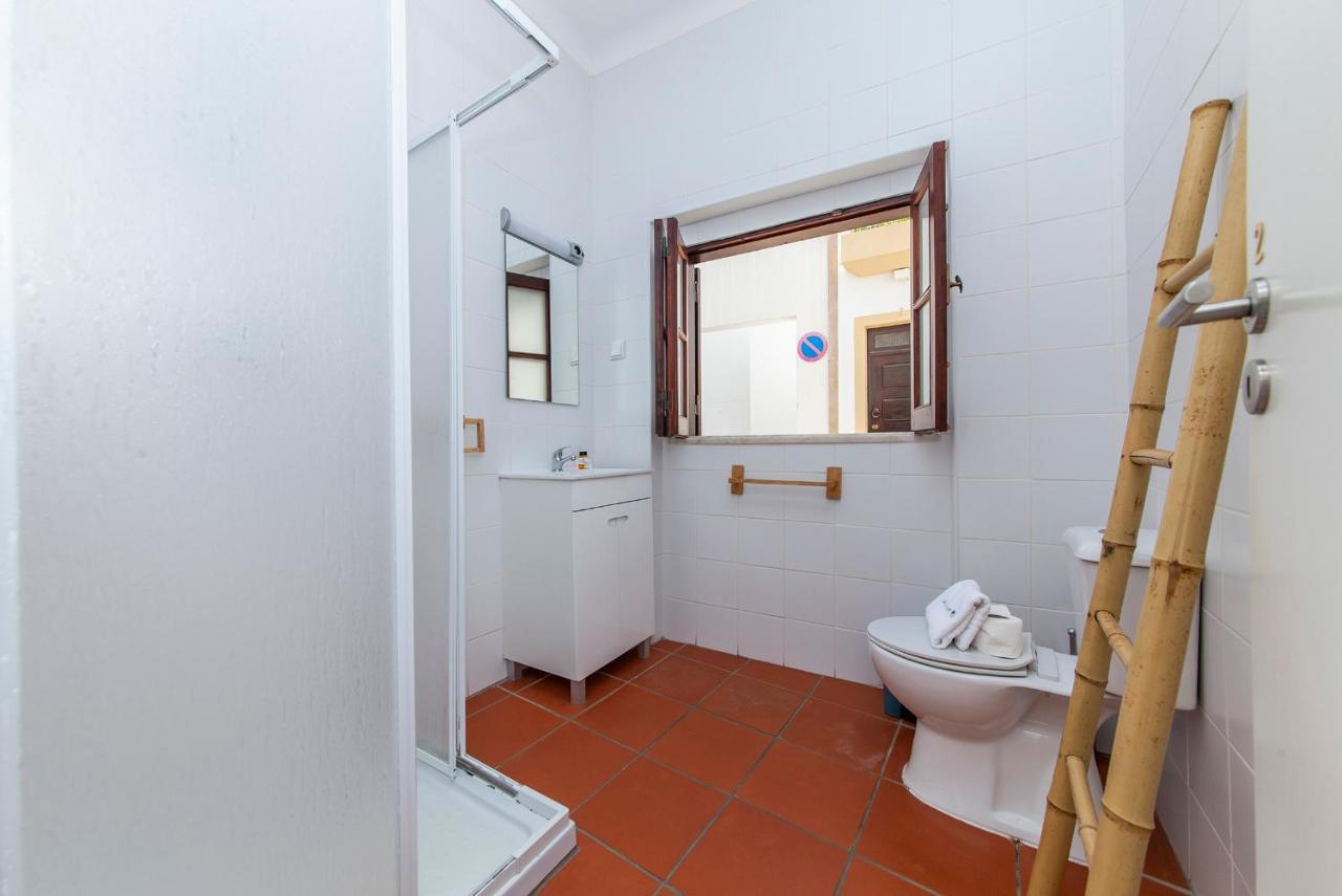J - Casa Do Farol Guesthouse 라고스 외부 사진